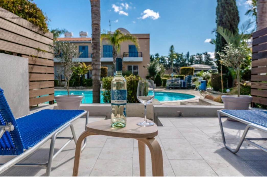 Holiday Cosy Home Paphos Extérieur photo
