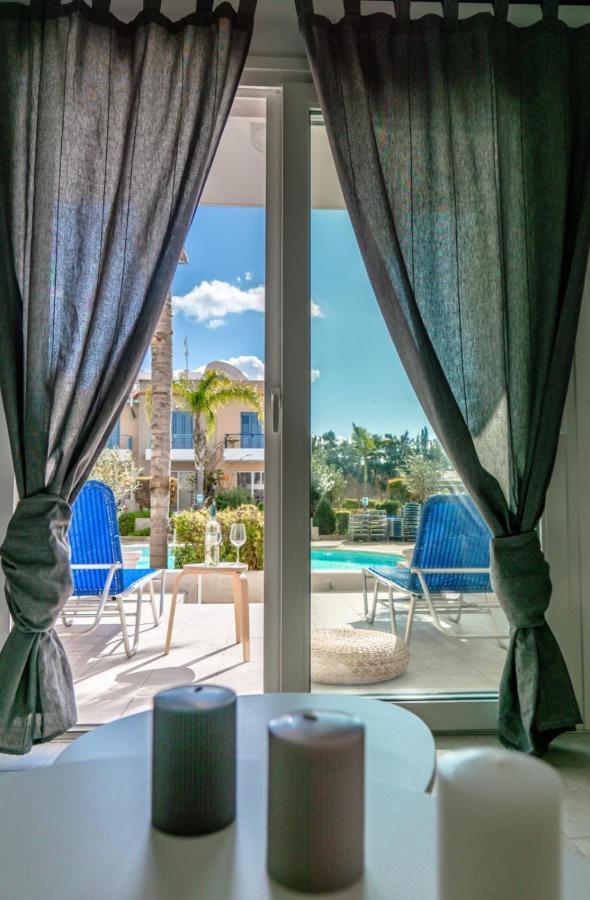 Holiday Cosy Home Paphos Extérieur photo